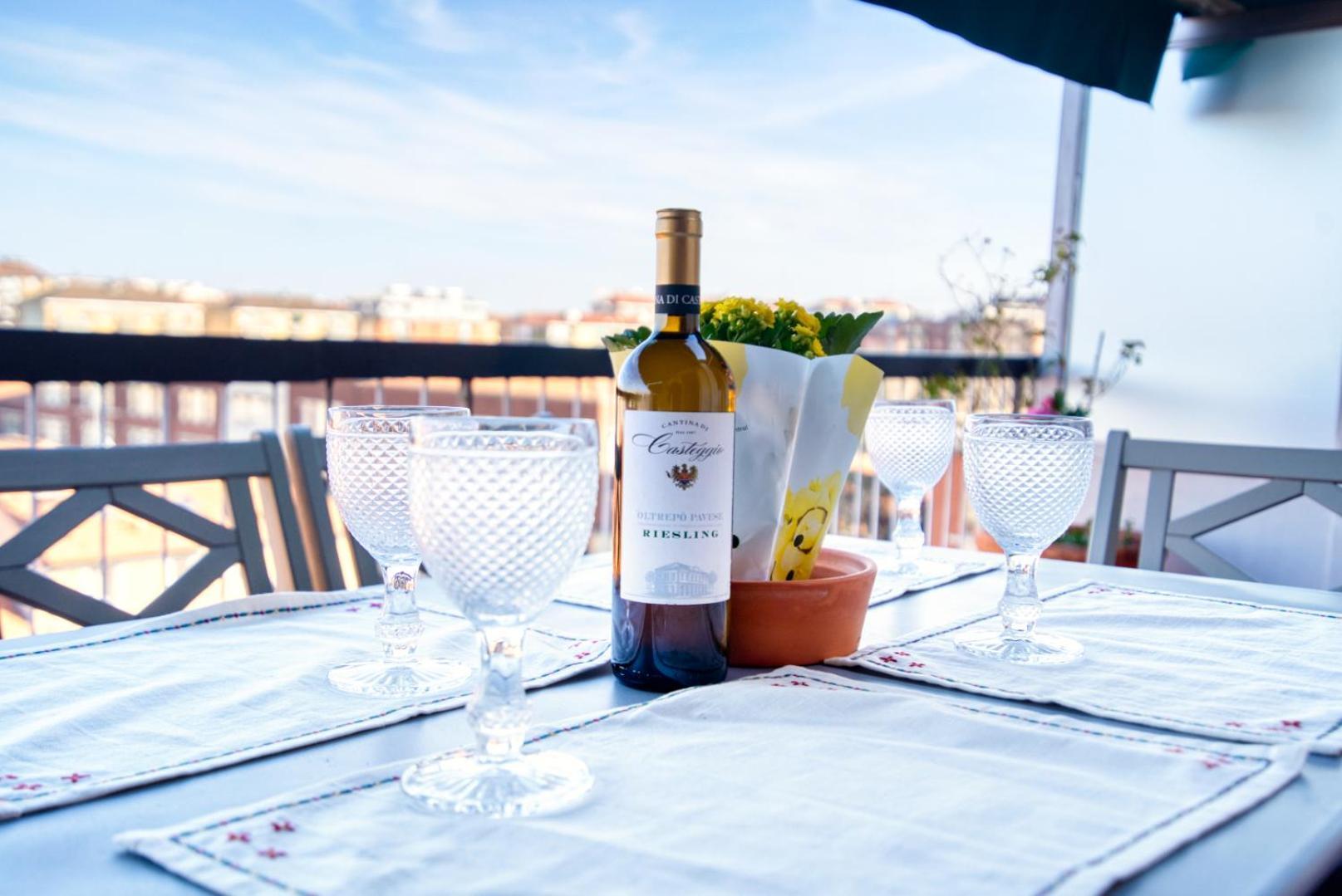 Spacious Penthouse With Panoramic Terrace - 20 Minutes From Duomo Milan Luaran gambar